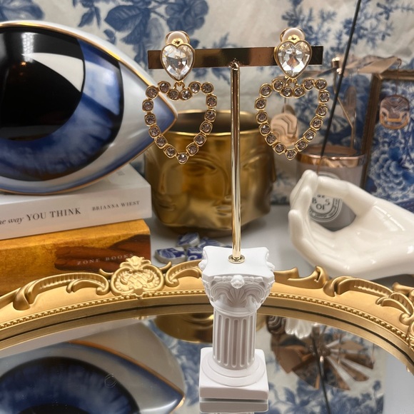 🆕 OSCAR DE LA RENTA 🧿 Crystal Heart Earrings 🪬 - Picture 6 of 16